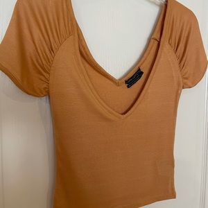 Urban Outfitters deep V puff sleeve top M